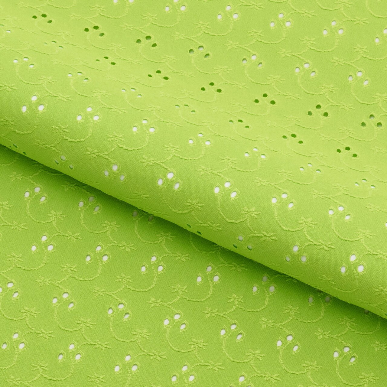 1 Yard Eyelet Jacquard Stretch Fabric 4-Way Floral Polyester Spandex for Dance & Swimwear 53″ Width